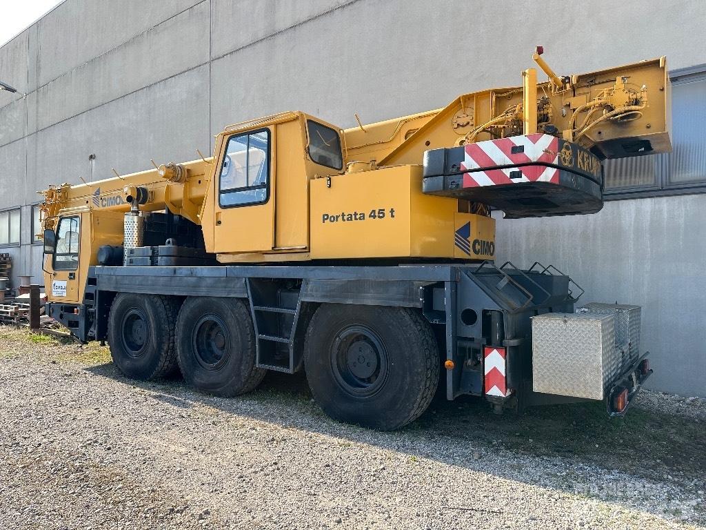 Krupp KMK 3045 Yol-Arazi Tipi Vinçler (AT)