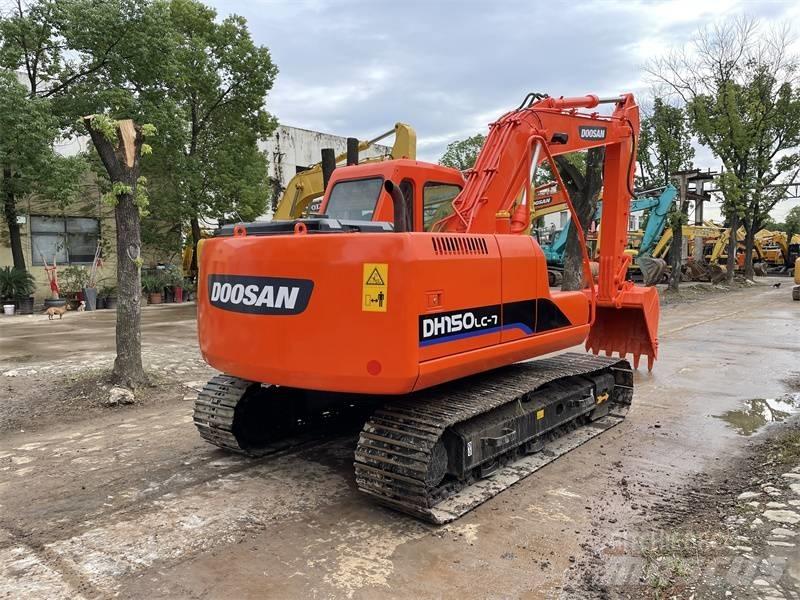 Doosan DX150 Paletli ekskavatörler