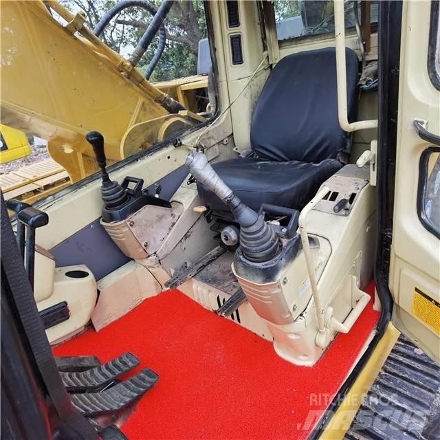 CAT 330B Paletli ekskavatörler