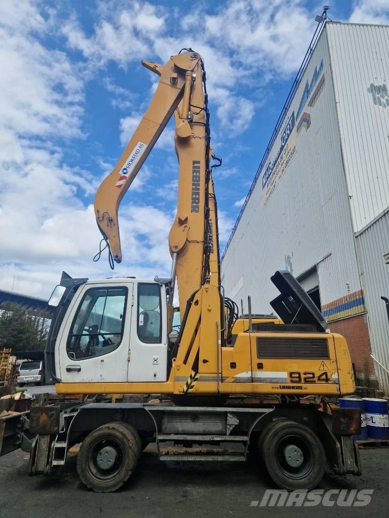 Liebherr A924C Atık taşıma araçları