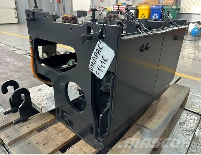 Dynapac F 141 C Asfalt sericiler