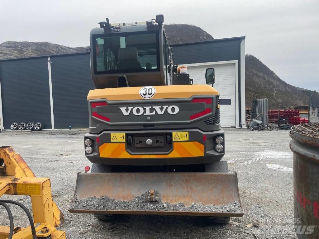 Volvo EW 60 Lastik tekerli ekskavatörler