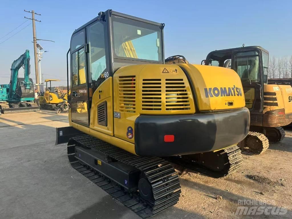 Komatsu PC 60 Paletli ekskavatörler