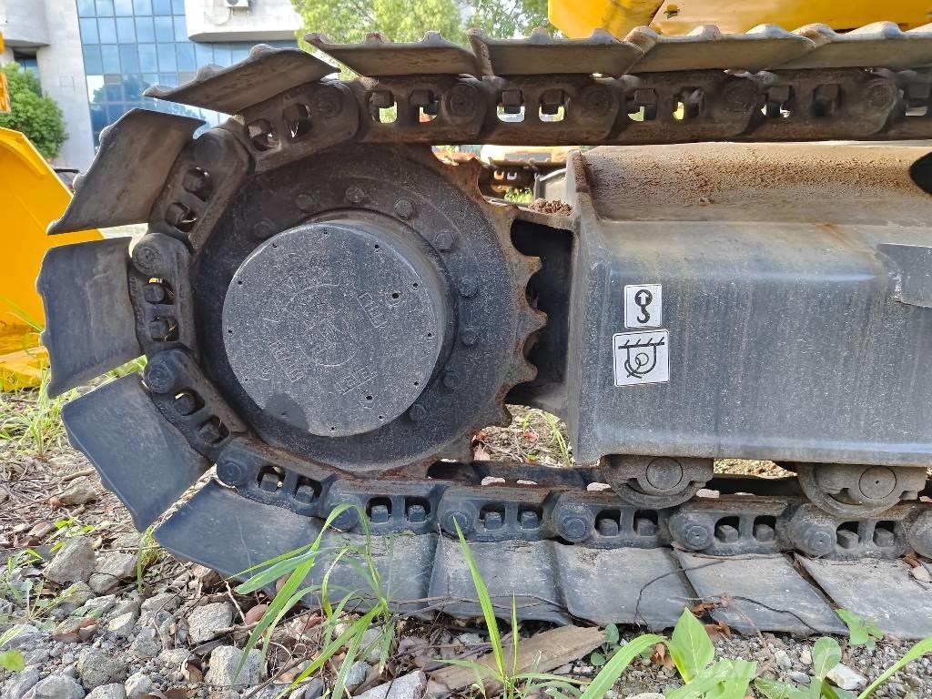 Komatsu PC 130-7 Paletli ekskavatörler