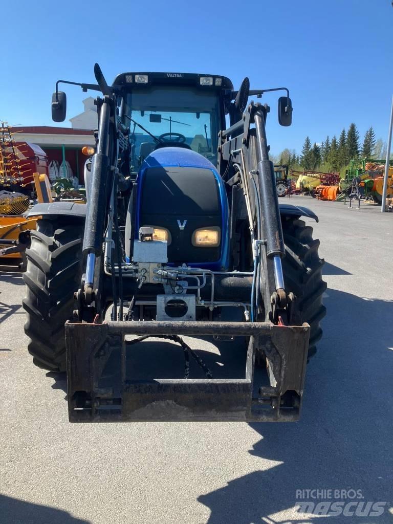 Valtra T 151 Traktörler