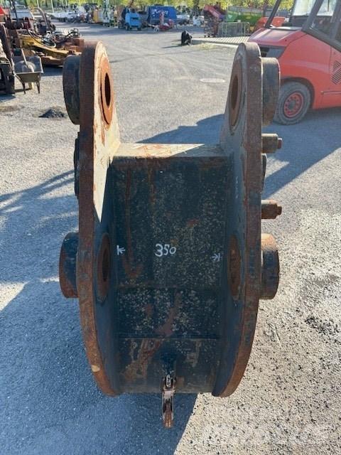 CAT 324 SZER 600 MM Beko kepçeleri