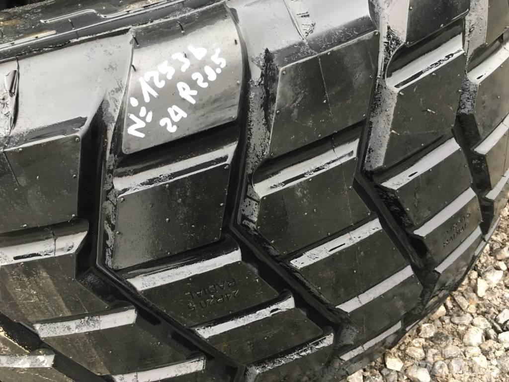  MAGNA TYRES 24R20.5 Tekerlekler