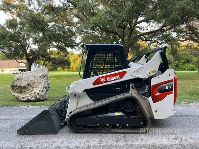 Bobcat T64 Skid steer loderler