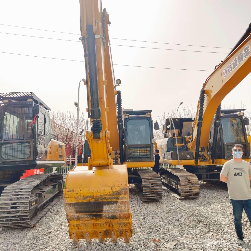 CAT 320D Paletli ekskavatörler