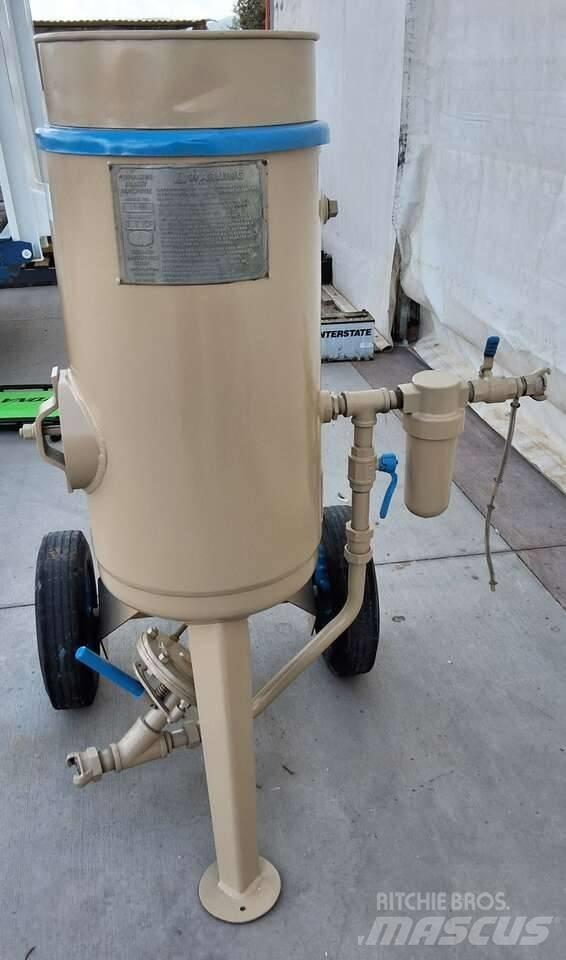 Clemco 1648 Diger