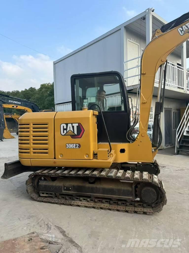 CAT 306E2 Mini ekskavatörler, 7 tona dek