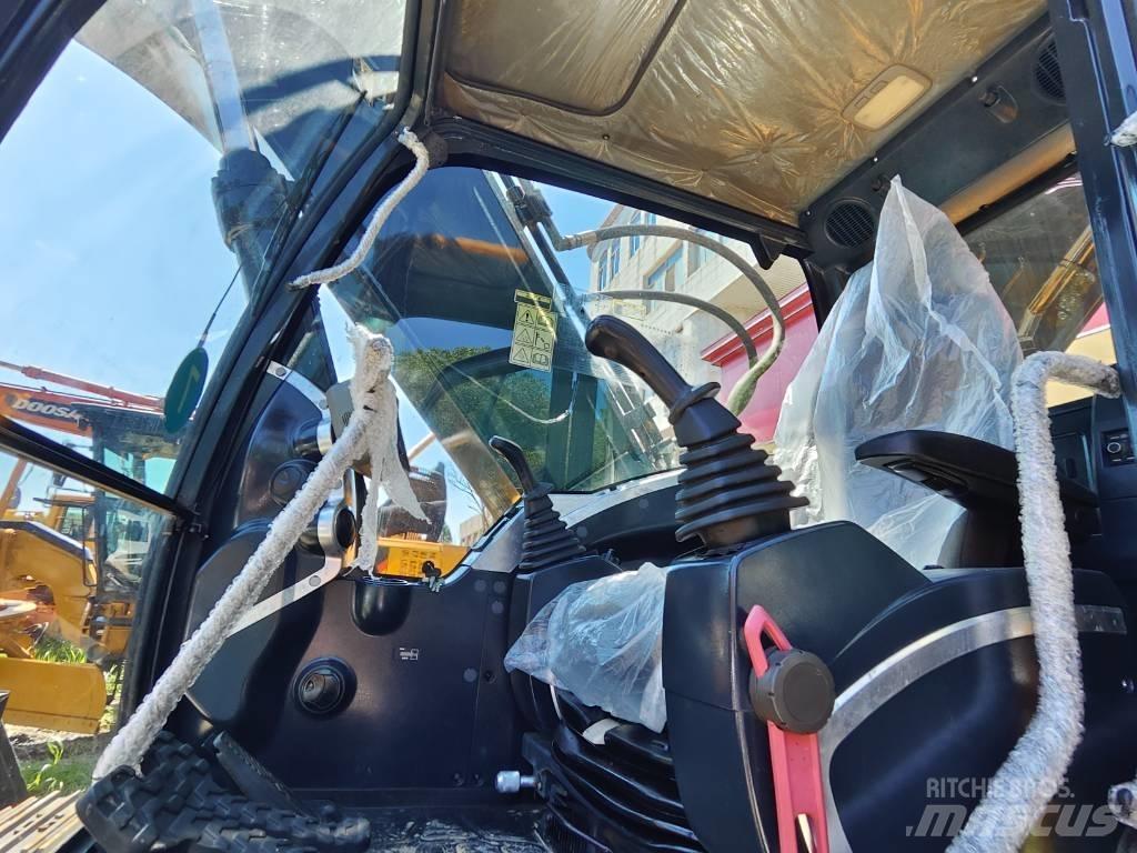 Hyundai Robex 220 LC Paletli ekskavatörler