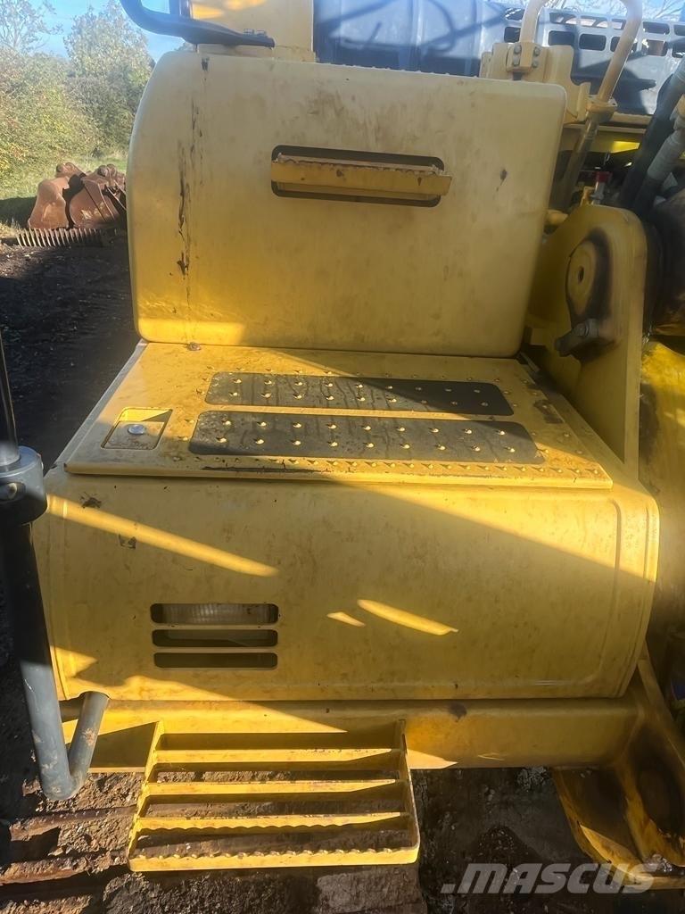 Komatsu 360-10 Paletli ekskavatörler