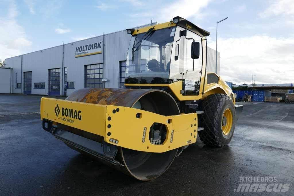 Bomag BW 213 D-5 Zemin sıkıştırma makineleri
