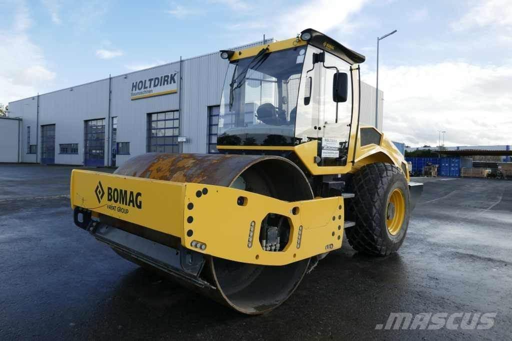 Bomag BW 213 D-5 Zemin sıkıştırma makineleri
