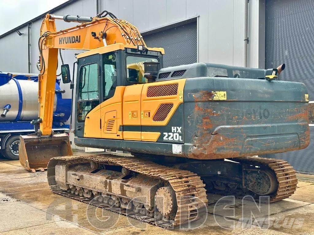 Hyundai HX220L Paletli ekskavatörler