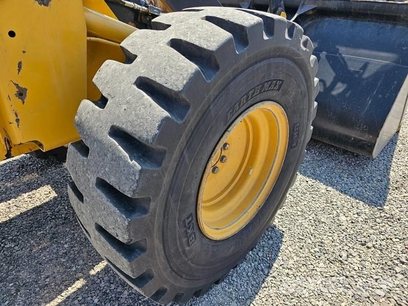 CAT IT 14 G Tekerlekli yükleyiciler
