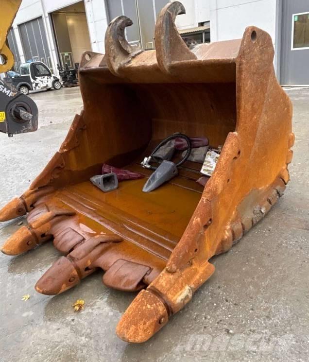 CAT 352 F Paletli ekskavatörler