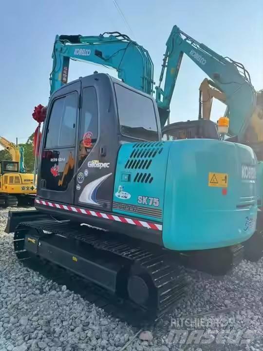 Kobelco SK 75 Paletli ekskavatörler