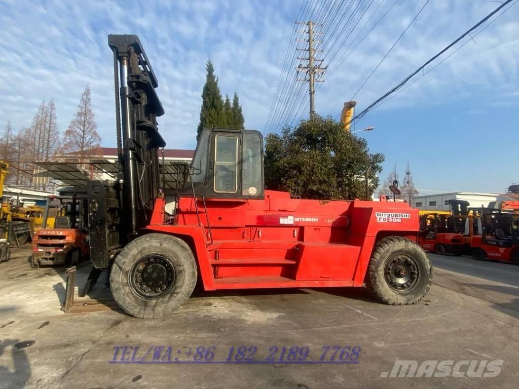 Mitsubishi FD300 Teleskopik yükleyiciler