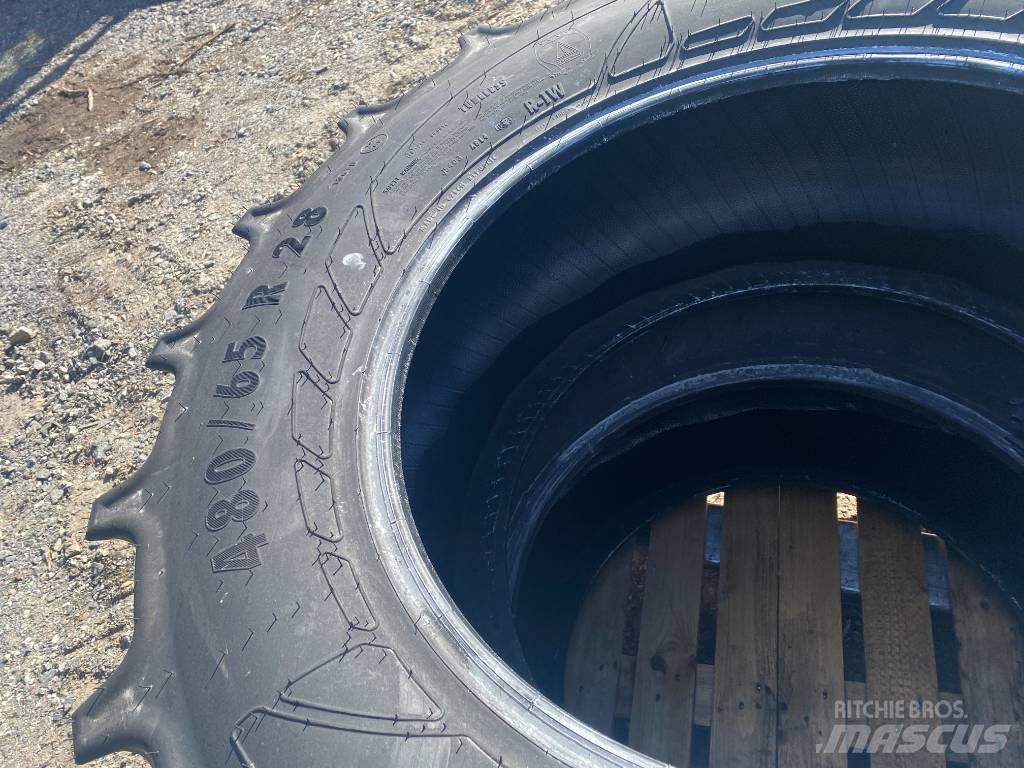 Mitas 480/65 R28 Tekerlekler
