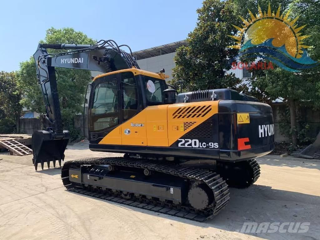 Hyundai R220LC-9S Paletli ekskavatörler