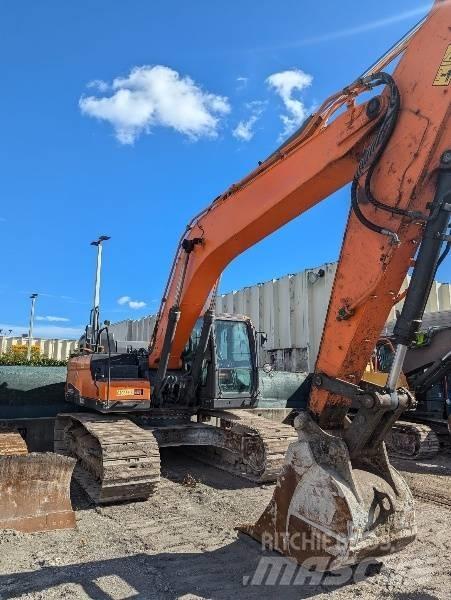 Doosan DX 300 LC-5 Paletli ekskavatörler