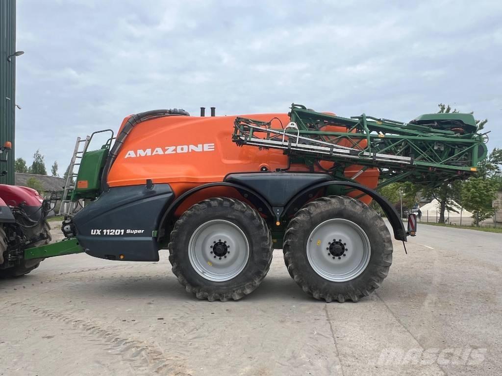 Amazone UX 11201 Sıvı gübre serpme makineleri