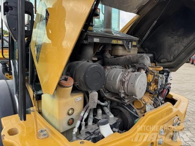 CAT 908 Tekerlekli yükleyiciler