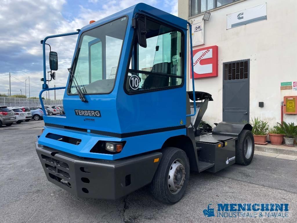 Terberg YT 182 Terminal çekiciler