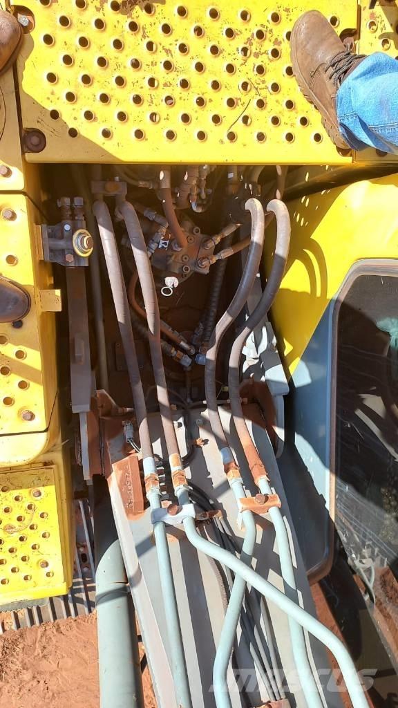 Volvo EC 140 B LC Paletli ekskavatörler