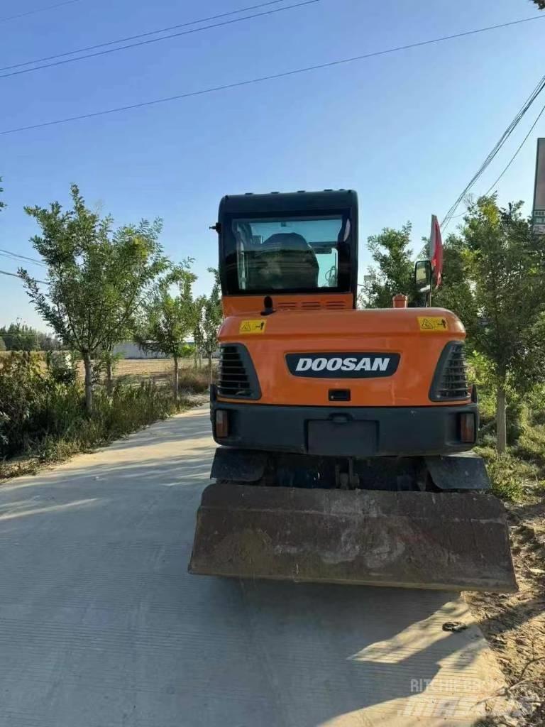 Doosan DX 60 Mini ekskavatörler, 7 tona dek