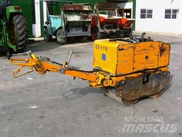 JCB VDM62 Çekilir titreşimli silindirler