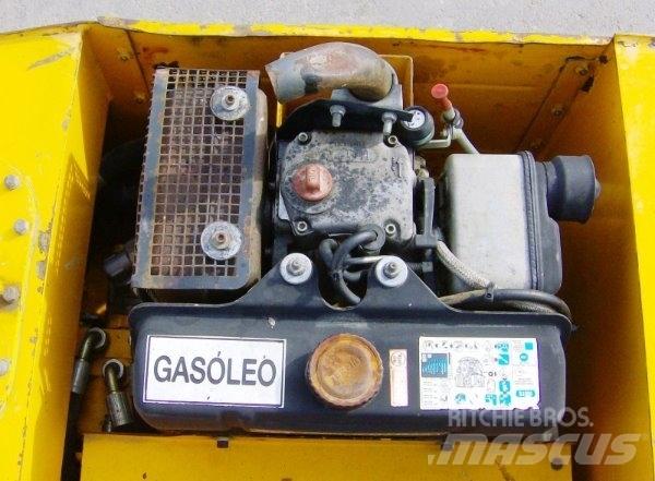 JCB VDM62 Çekilir titreşimli silindirler