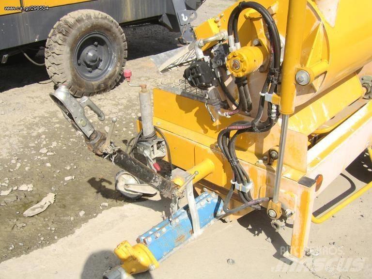 Kubota BUNKER sp 11 Beton pompaları
