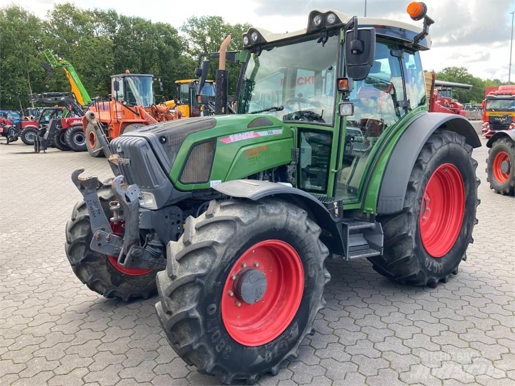 Fendt 208 Vario Traktörler