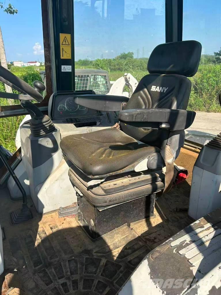 Sany BL 70 C Kazıcı yükleyiciler - beko loder