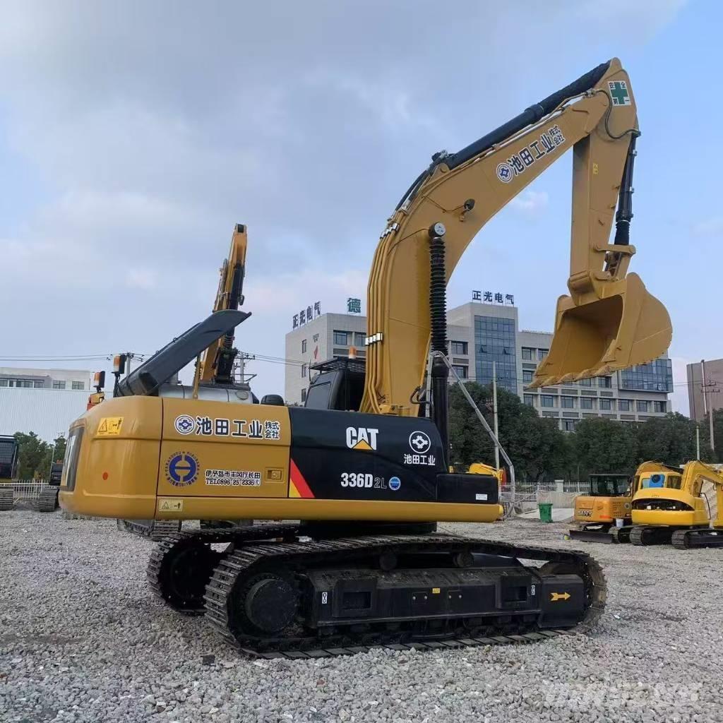 CAT 336 D Paletli ekskavatörler