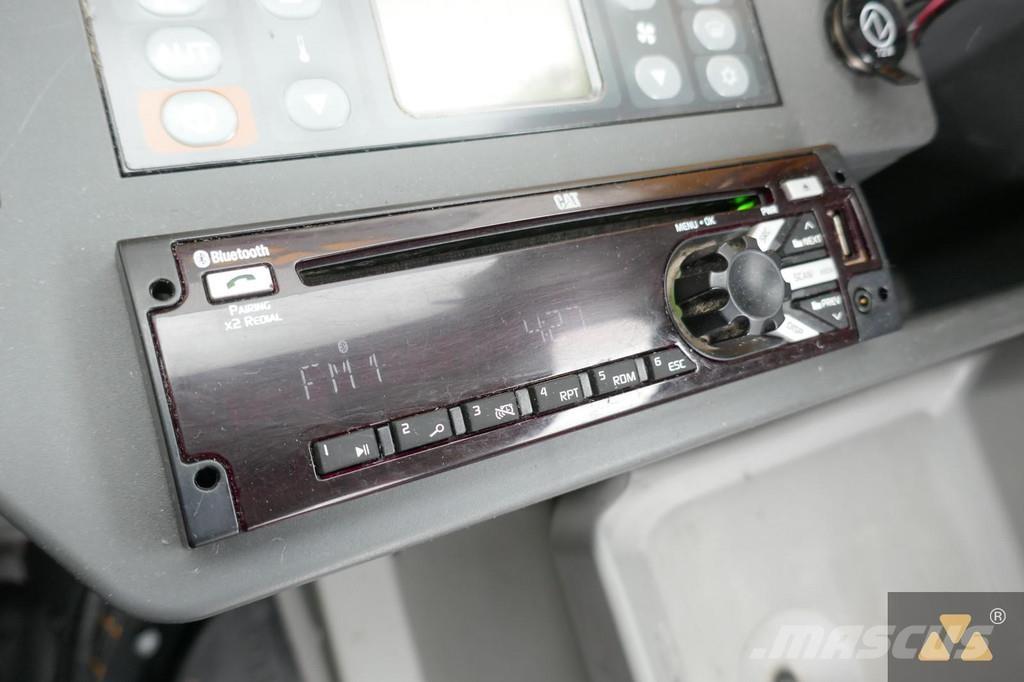 CAT 325F LCR Paletli ekskavatörler