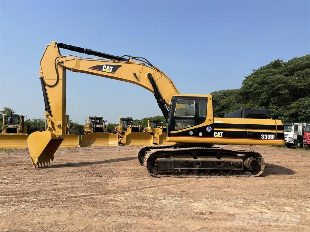 CAT 330 B Paletli ekskavatörler