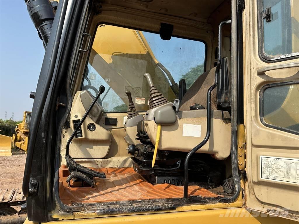 CAT 330 B Paletli ekskavatörler