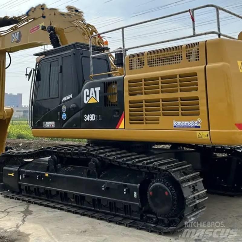 CAT 349 D Paletli ekskavatörler