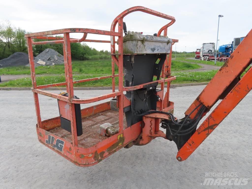 JLG 800 AJ Körüklü personel platformları