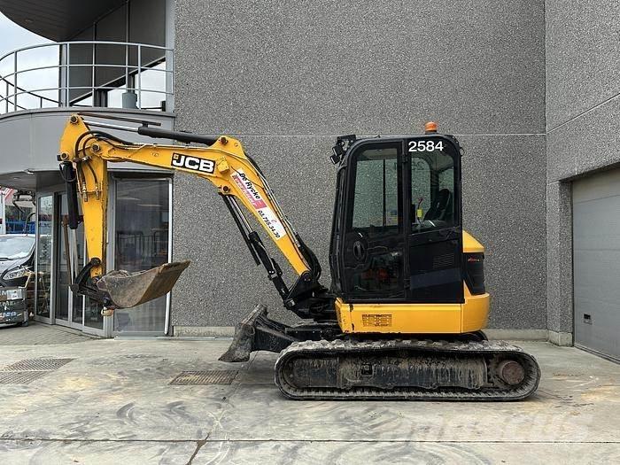 JCB 48Z-1 Paletli ekskavatörler