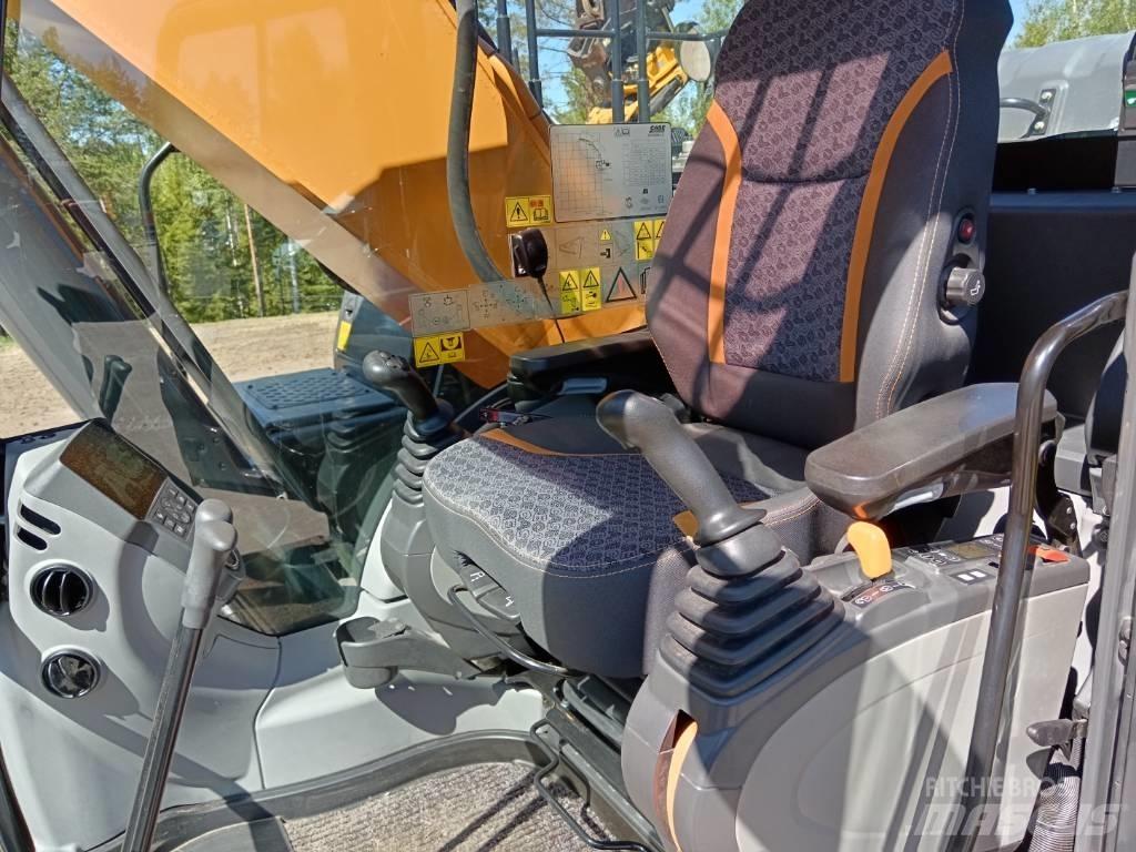 CASE CX 300 D Paletli ekskavatörler
