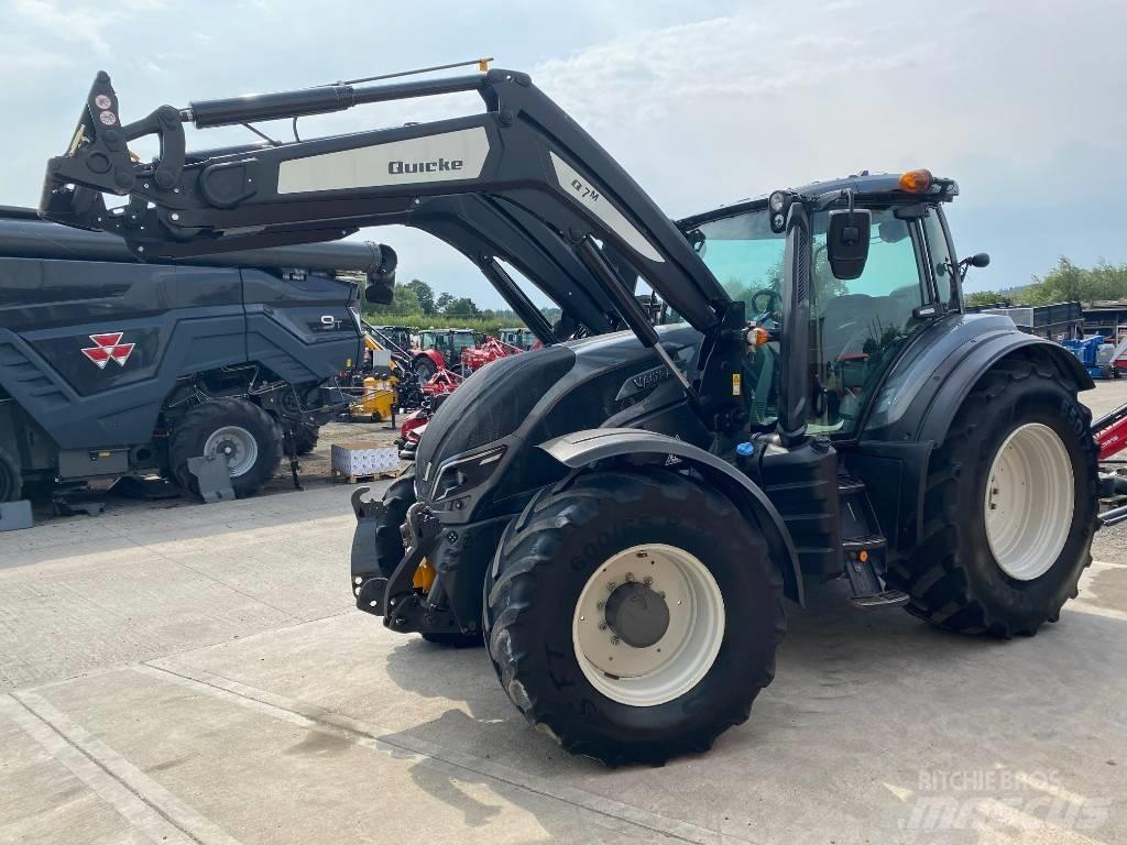 Valtra T214 Versu Traktörler