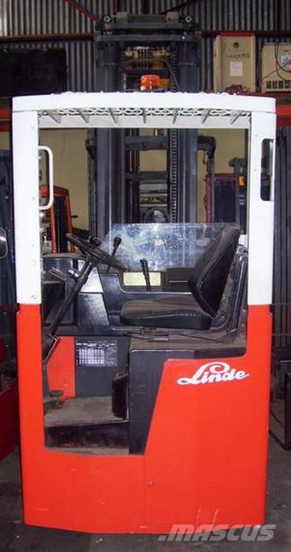 Linde FRER11/1.6TL Reach truck - depo içi istif araçları