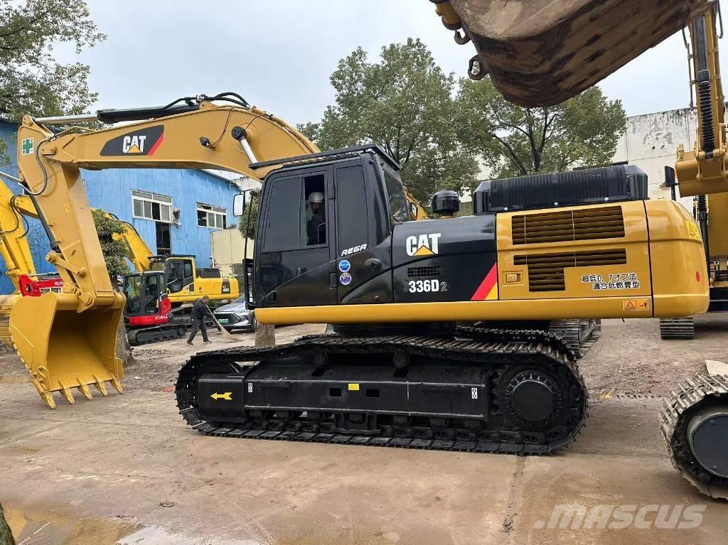 CAT 336 D2 Paletli ekskavatörler