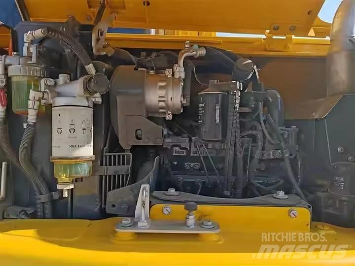 Komatsu PC70 Paletli ekskavatörler