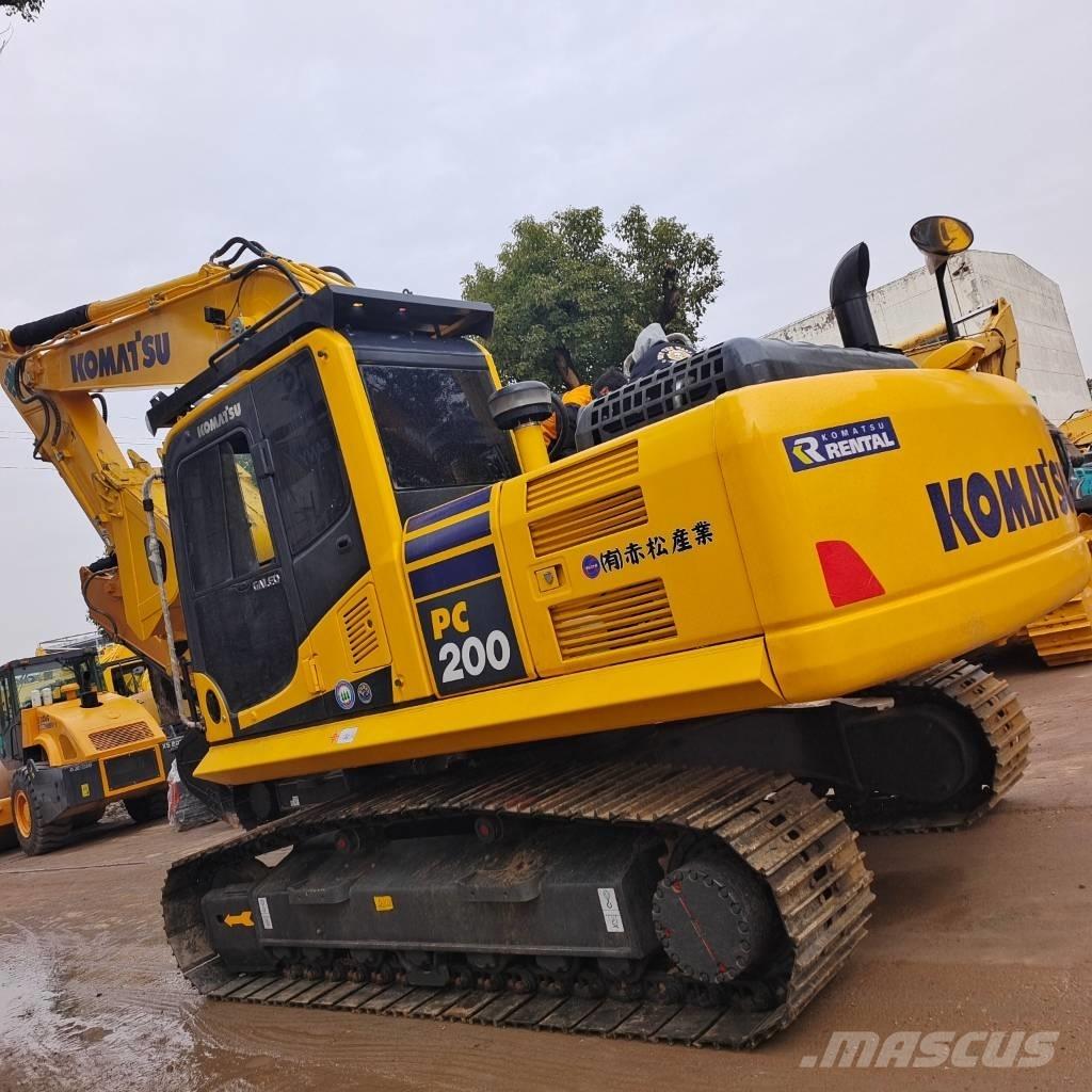 Komatsu PC 200-7 Paletli ekskavatörler